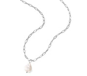 Pearl loop necklace