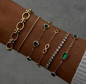 Golden link bracelet