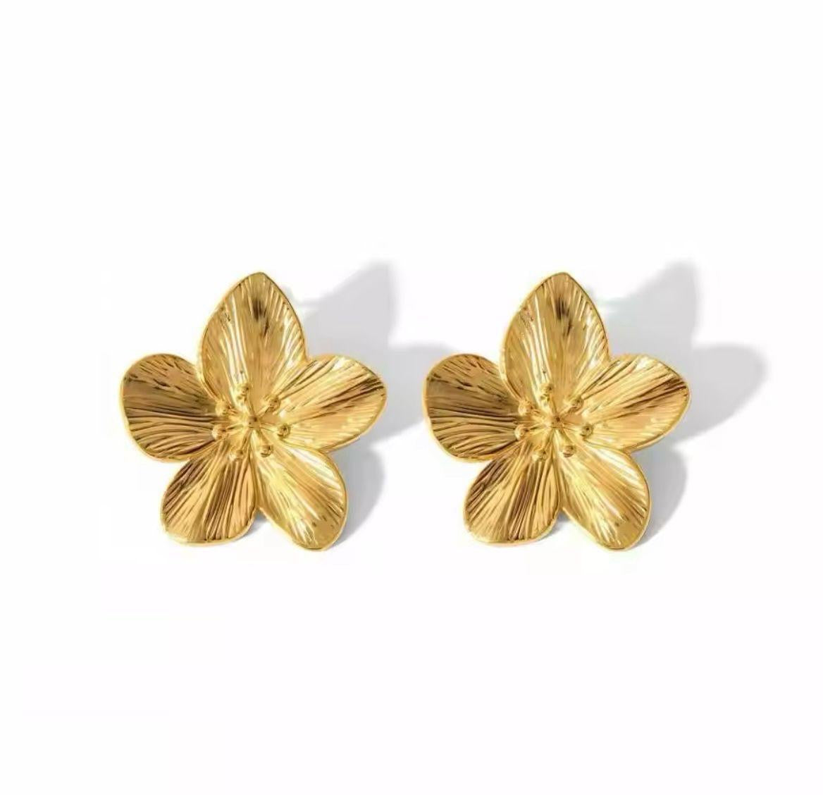 Golden flower earring