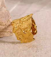 Ornate gold ring